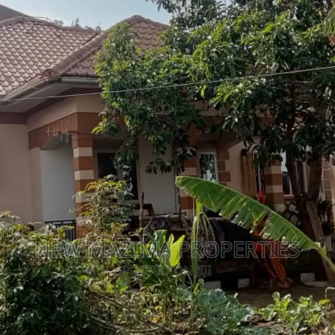 3bdrm Bungalow in Seguku Heights, Central Division for sale in Central Division