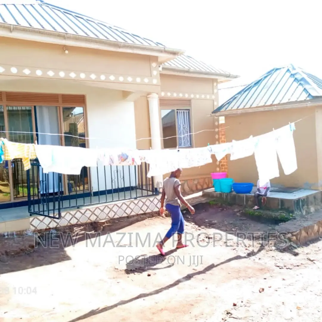 2bdrm House in Bulenga Town, Central Division for sale in Central Division