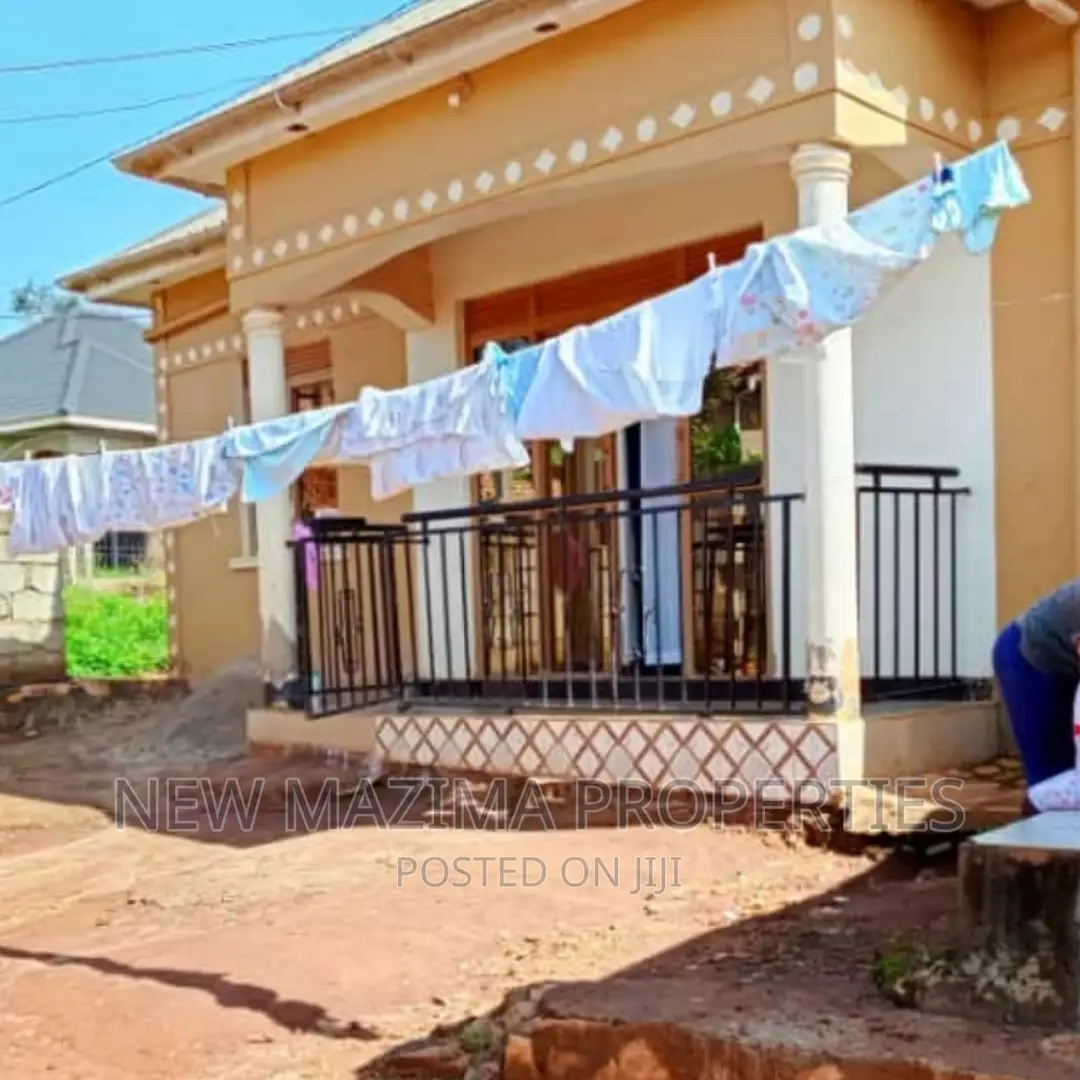 2bdrm House in Bulenga Town, Central Division for sale in Central Division