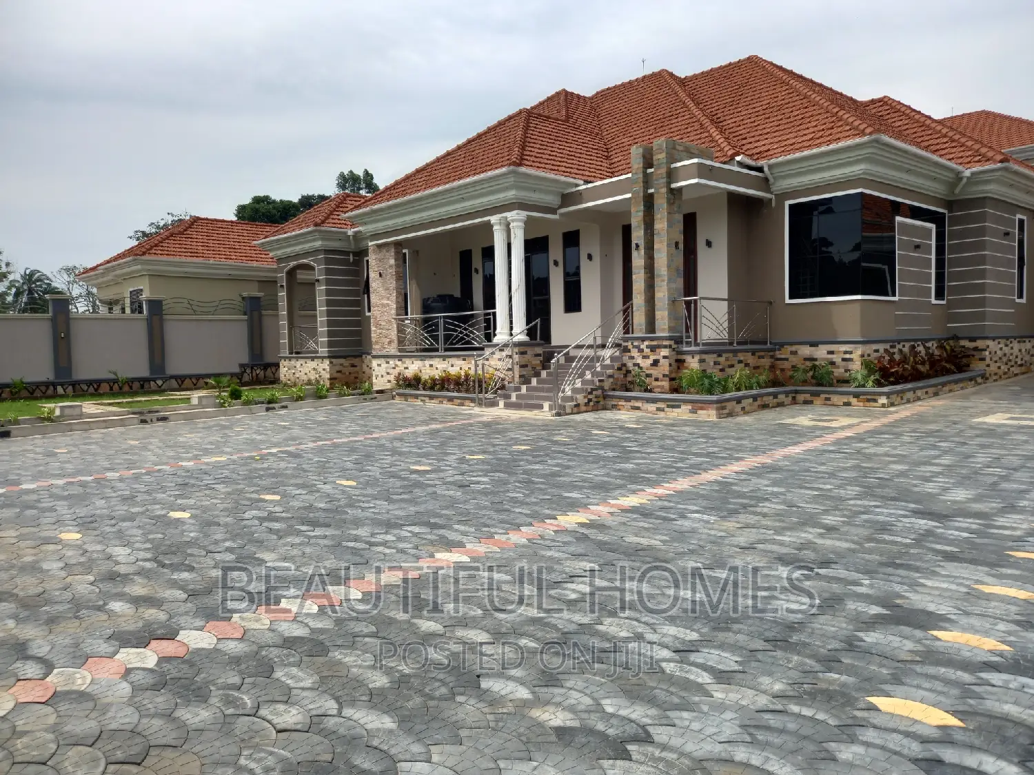 Furnished 4bdrm House in Kira Ministers for sale in Kira