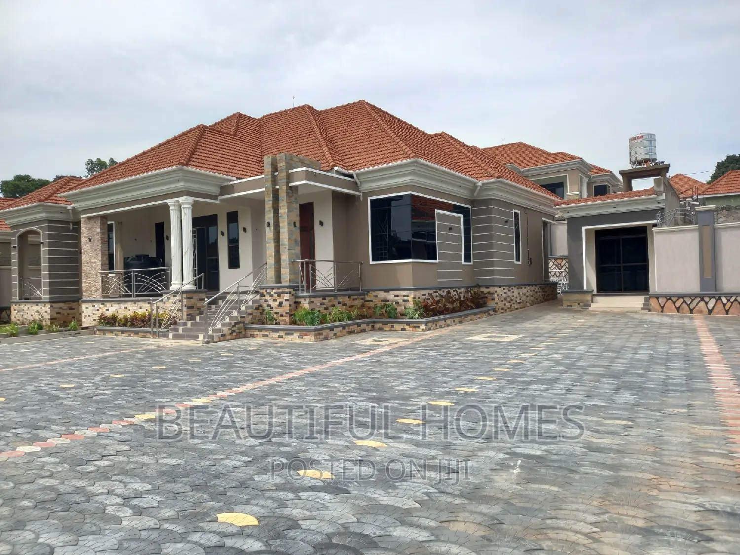 Furnished 5bdrm Mansion in Kira for sale in Kira