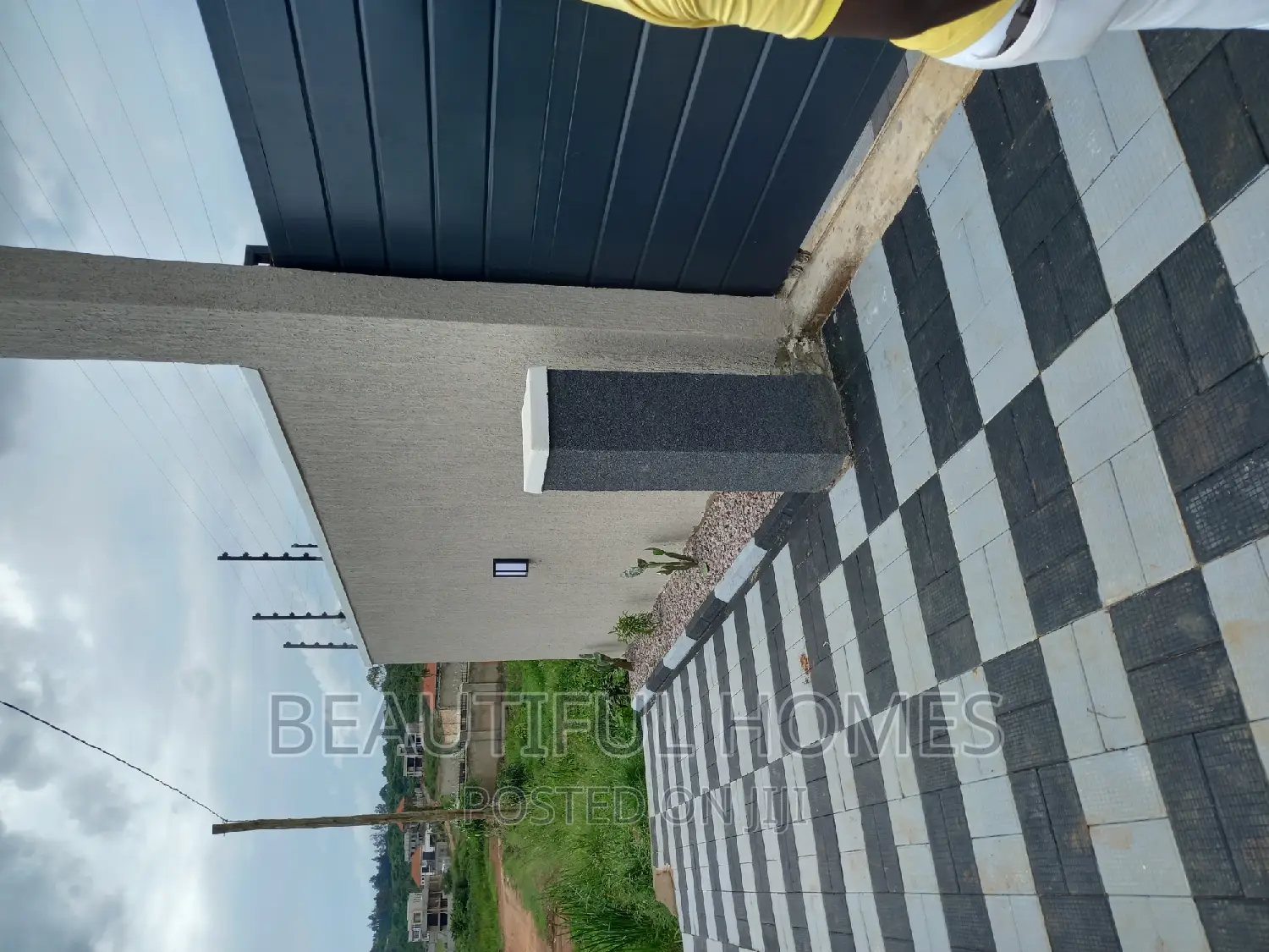 Furnished 3bdrm Bungalow in Kira for sale in Kira