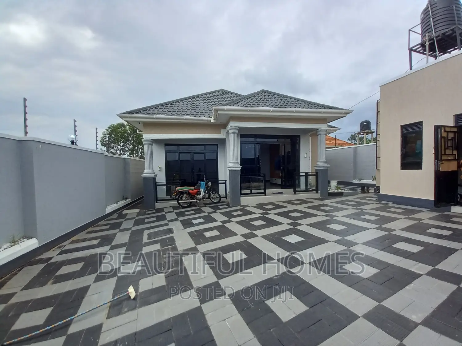 Furnished 3bdrm Bungalow in Kira for sale in Kira