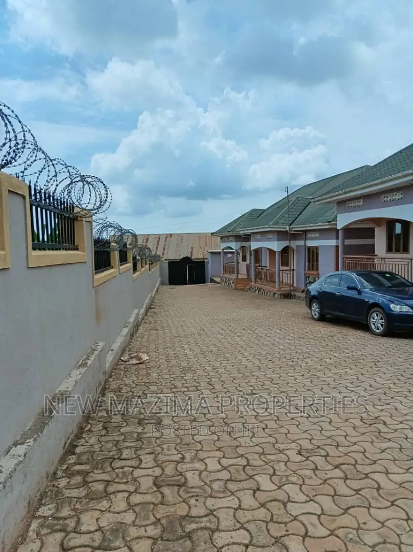 8bdrm House in Garuga Ntebe Rd, Central Division for sale in Central Division
