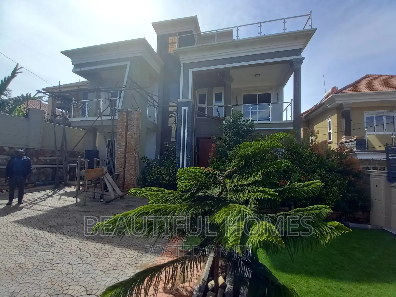 Furnished 5bdrm Duplex in Kira Town, Nakawa for sale in Nakawa