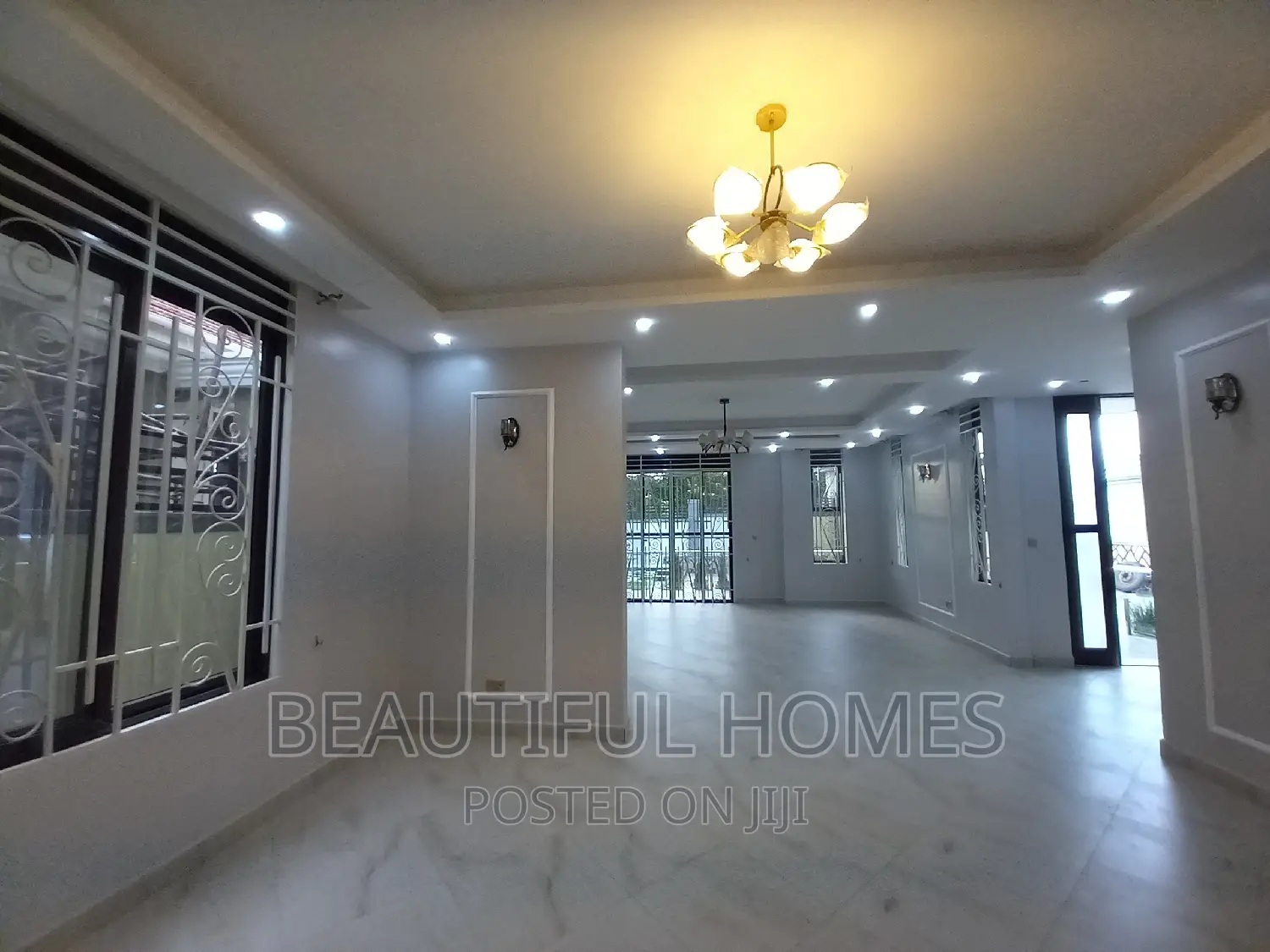 Furnished 6bdrm House in Kira Posh for sale in Kira