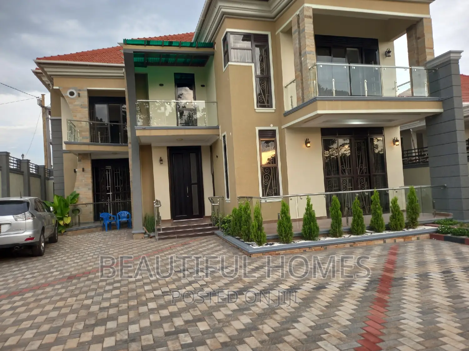 Furnished 6bdrm Duplex in Kira for sale in Kira