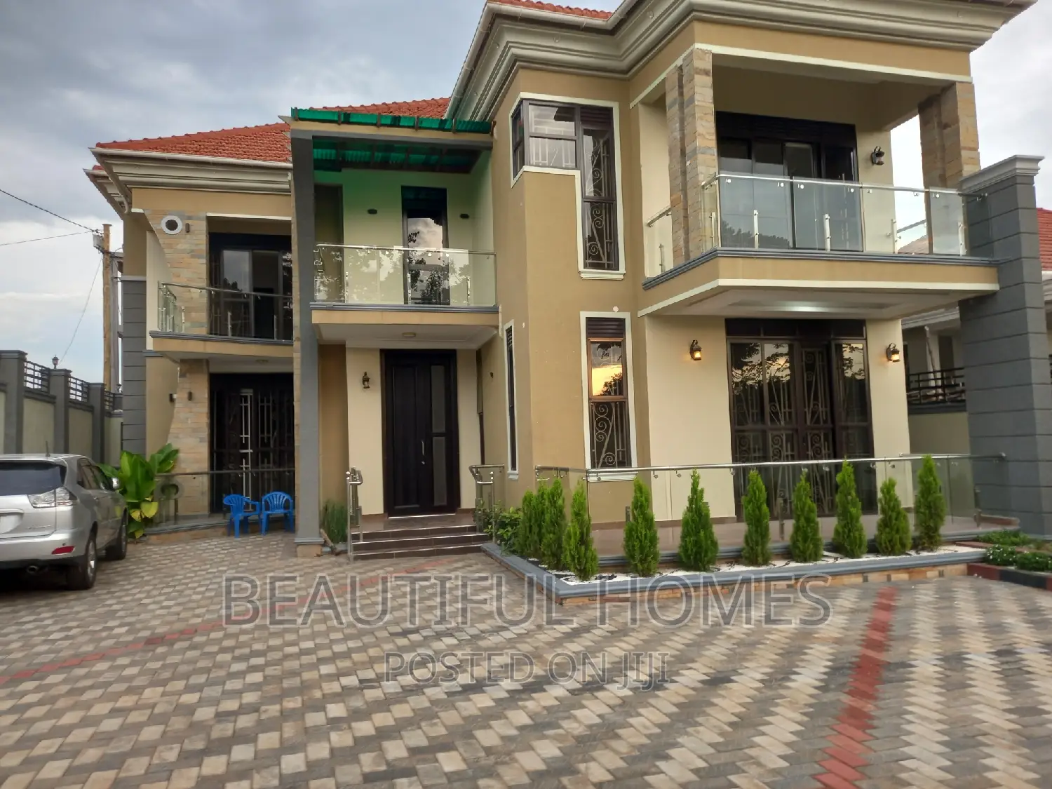 Furnished 6bdrm Duplex in Kira for sale in Kira