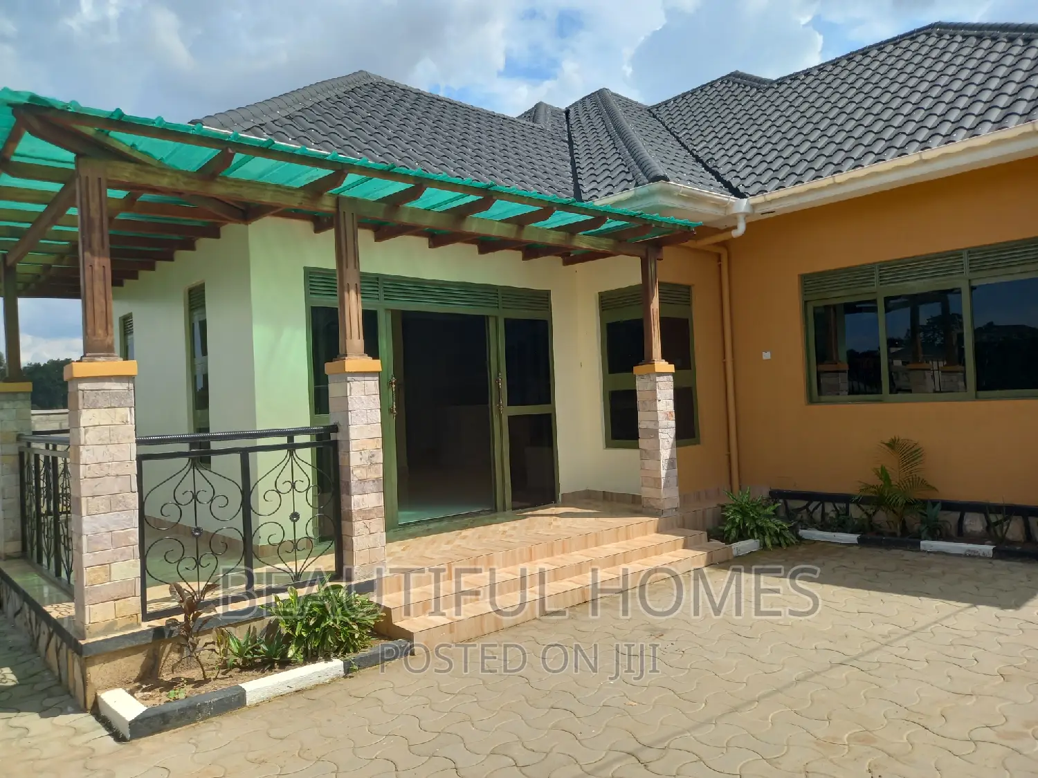 Furnished 4bdrm Bungalow in Kyaliwajjara, Kira for sale in Kira