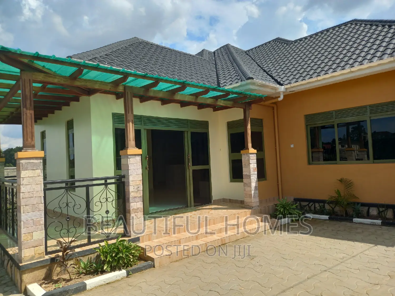 Furnished 4bdrm Bungalow in Kyaliwajjara, Kira for sale in Kira
