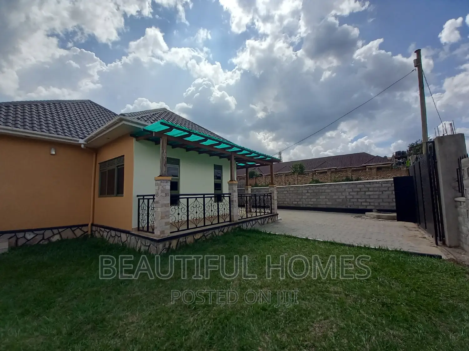 Furnished 4bdrm Bungalow in Kyaliwajjara, Kira for sale in Kira