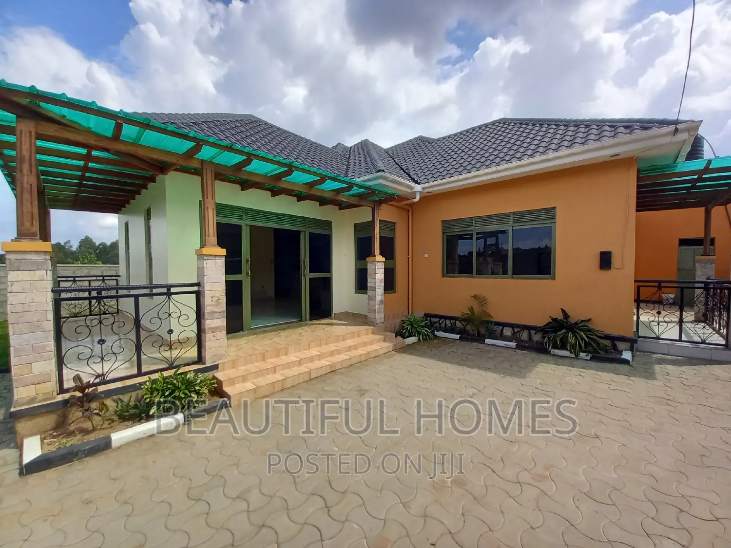Furnished 4bdrm Bungalow in Kyaliwajjara, Kira for sale in Kira