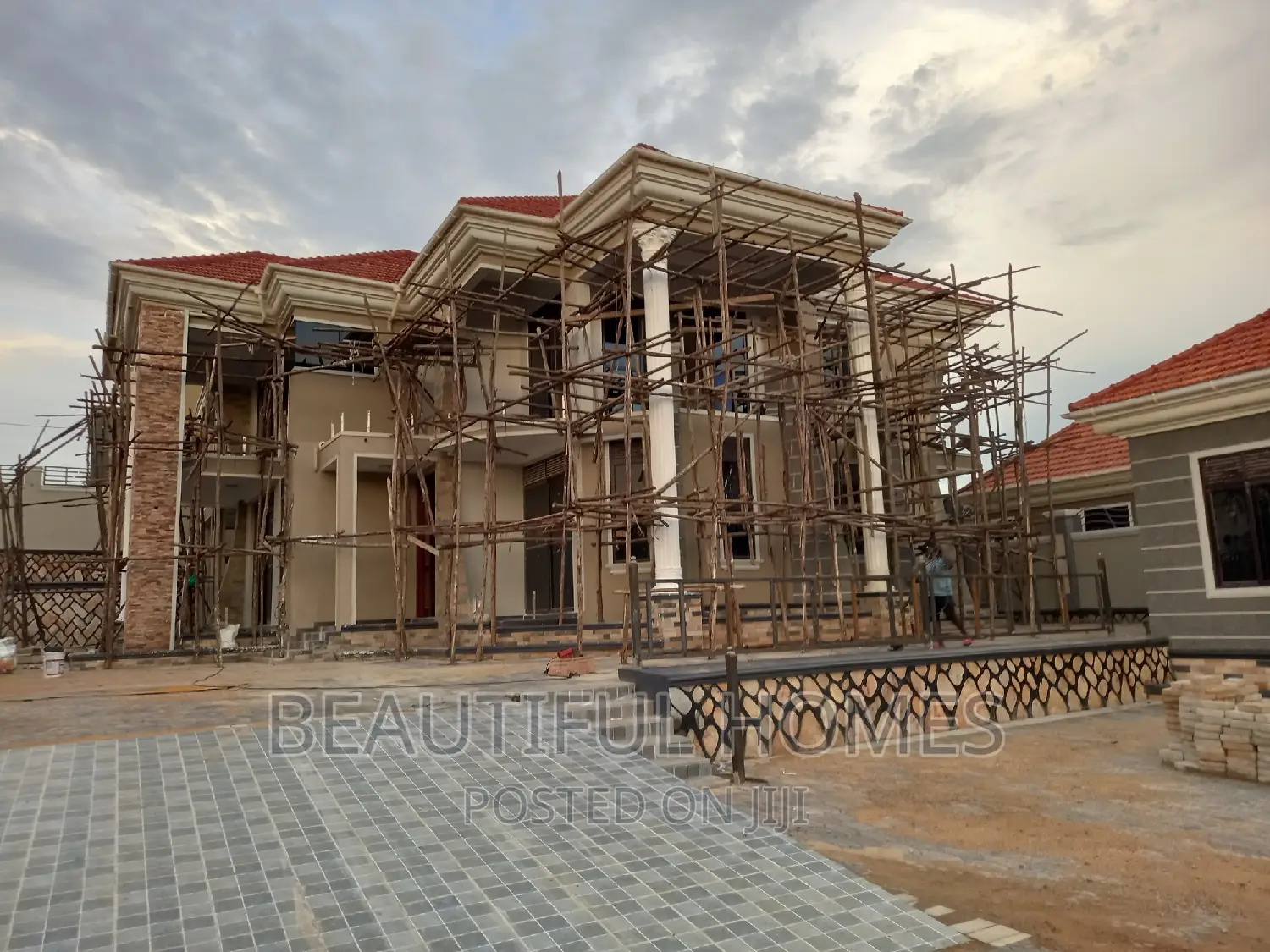 Furnished 6bdrm Mansion in Kira, Nakawa for sale in Nakawa