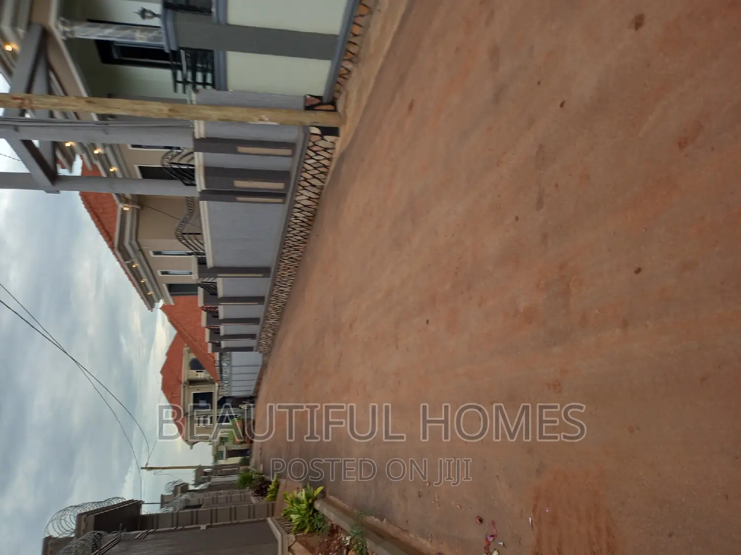 Furnished 6bdrm House in Kira First Class for sale in Kira