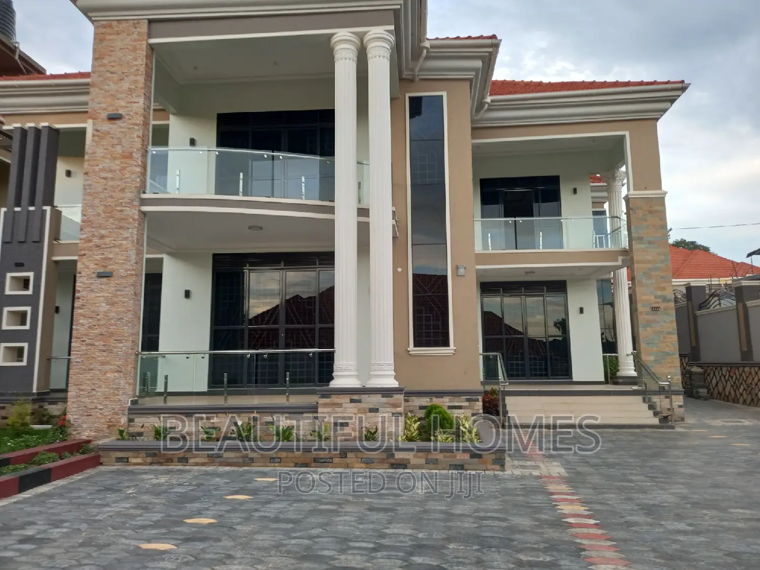 Furnished 6bdrm Mansion in Kira for sale in Kira