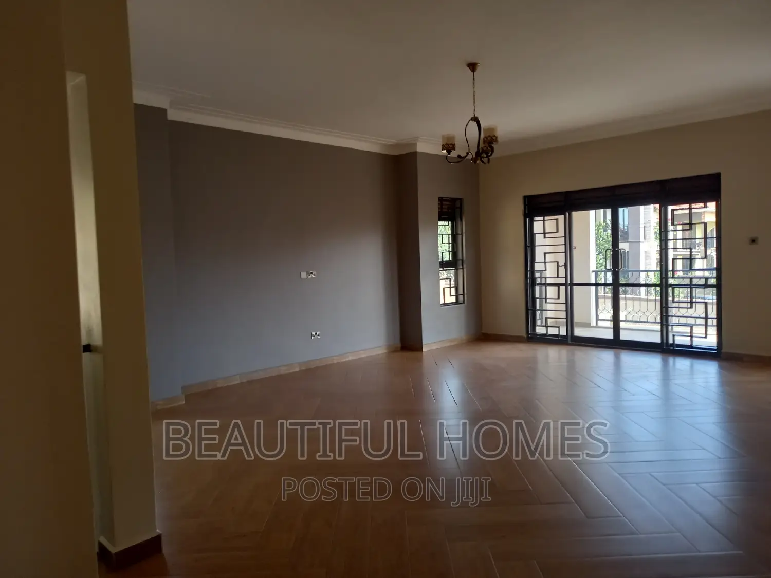 Furnished 6bdrm Duplex in Kira Tarmacked for sale in Kira