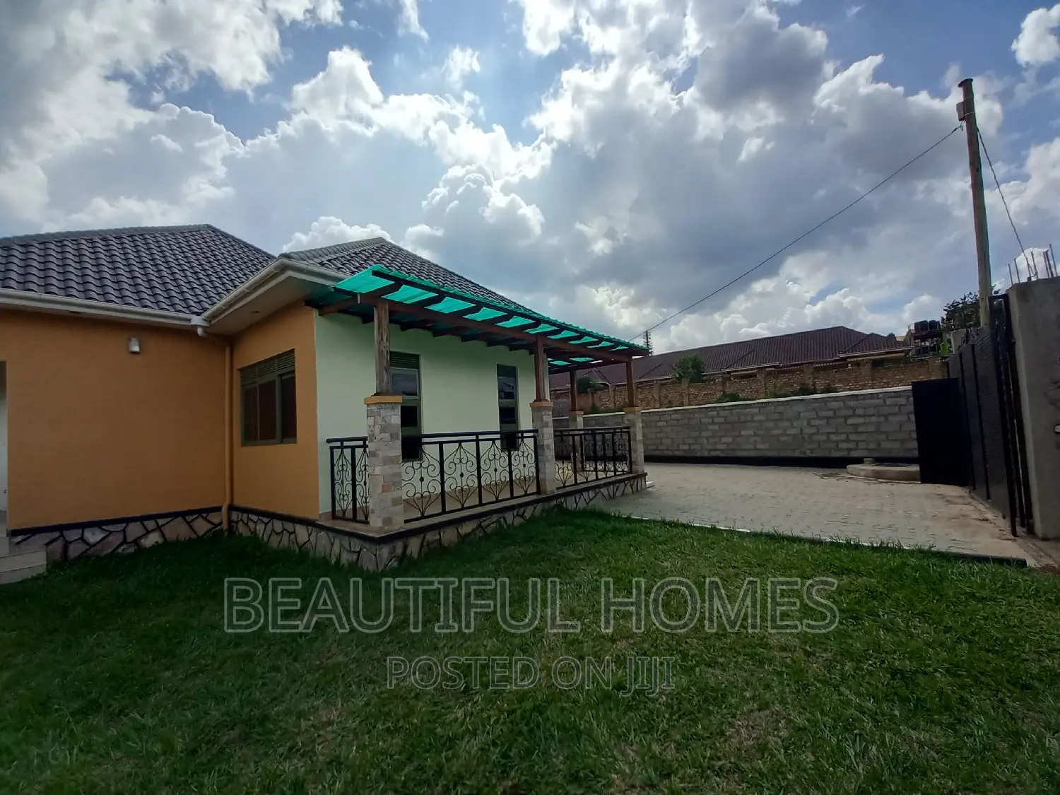 Furnished 4bdrm House in Kyaliwajjara, Kira for sale in Kira