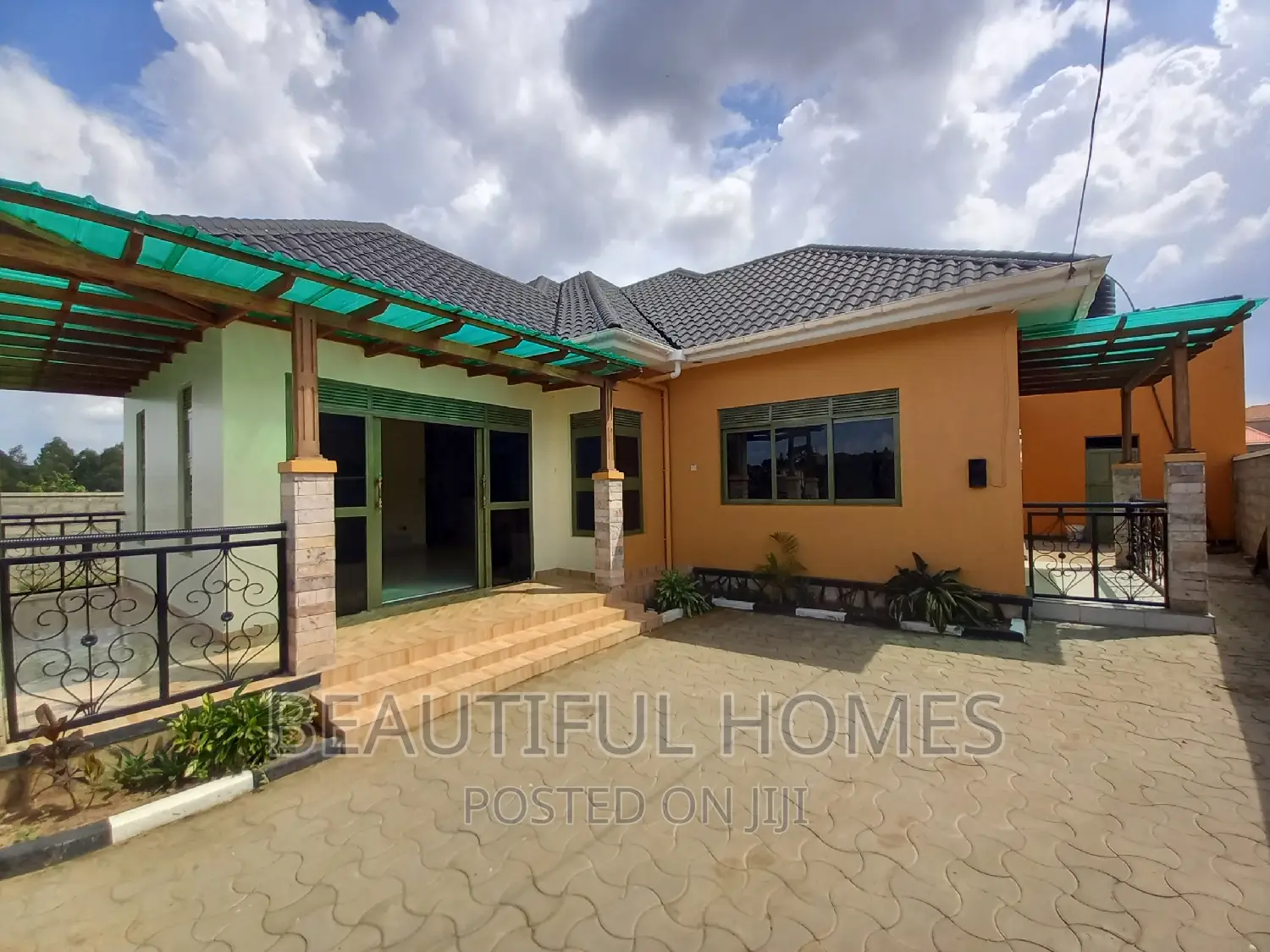 Furnished 4bdrm Bungalow in Kyaliwajjara, Kira for sale in Kira