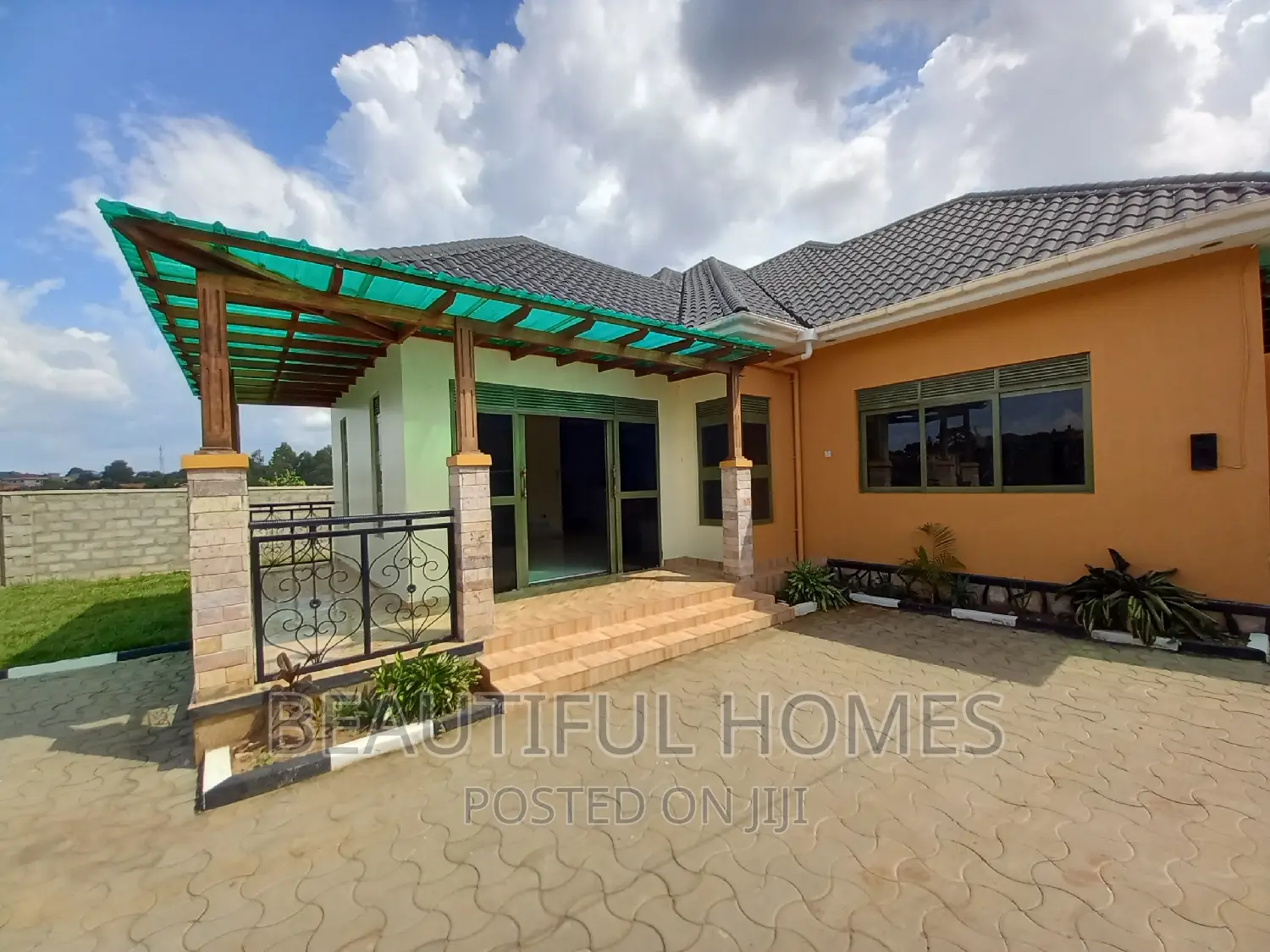Furnished 4bdrm Bungalow in Kyaliwajjara, Kira for sale in Kira