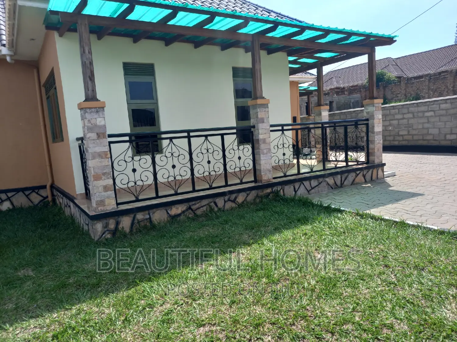 Furnished 4bdrm House in Kyaliwajjara, Kira for sale in Kira
