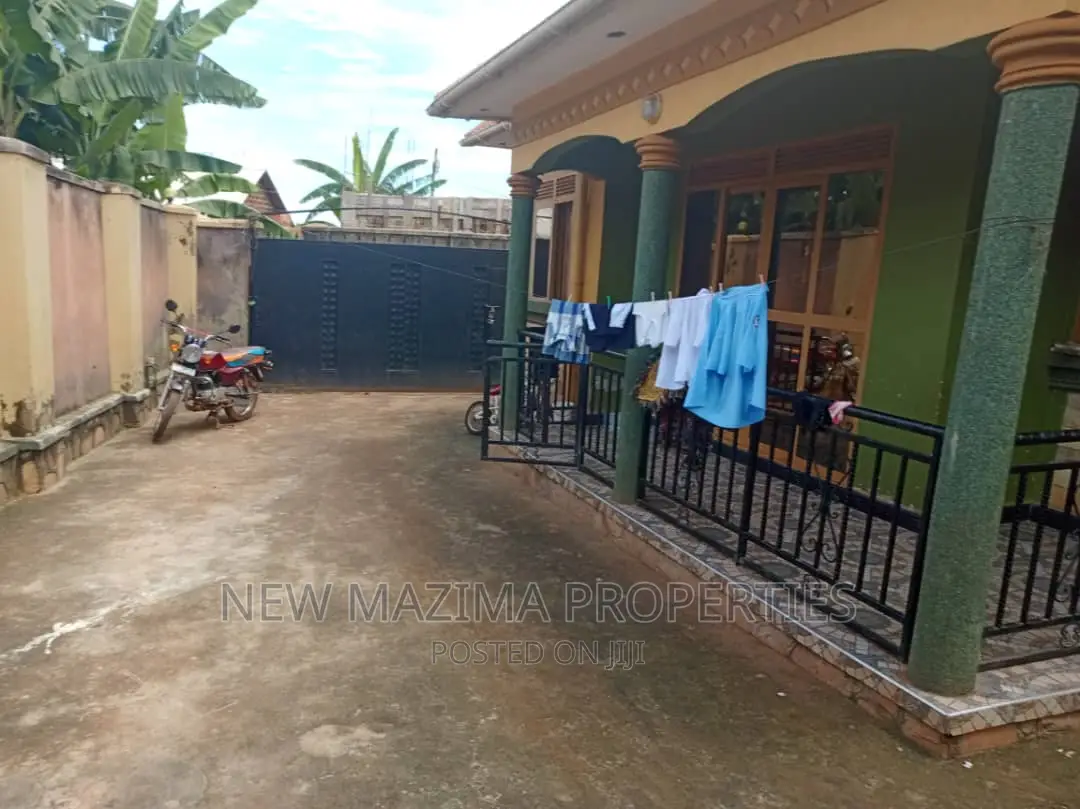 3bdrm Bungalow in Nansana Bujjuko, Central Division for sale in Central Division