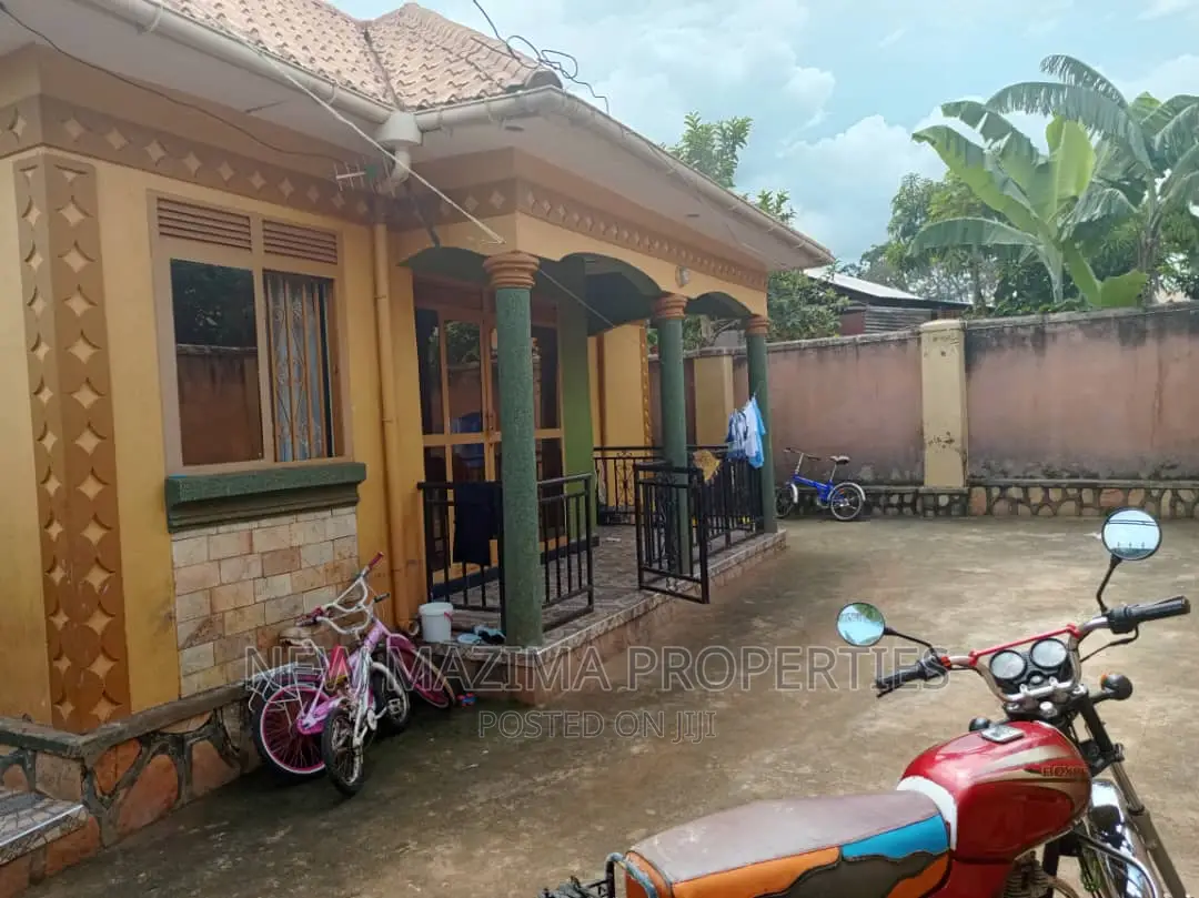 3bdrm Bungalow in Nansana Bujjuko, Central Division for sale in Central Division