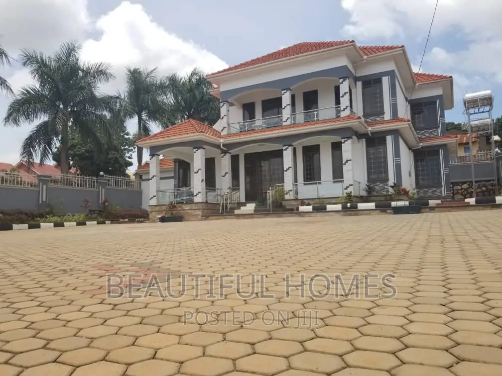 Furnished 5bdrm Duplex in Kajjansi Entebbe, Central Division for sale in Central Division