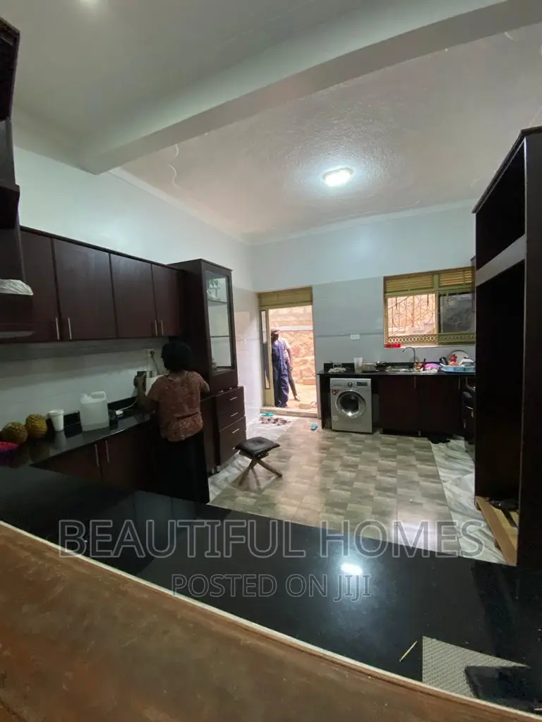 Furnished 5bdrm Mansion in Kitenda, Central Division for sale in Central Division