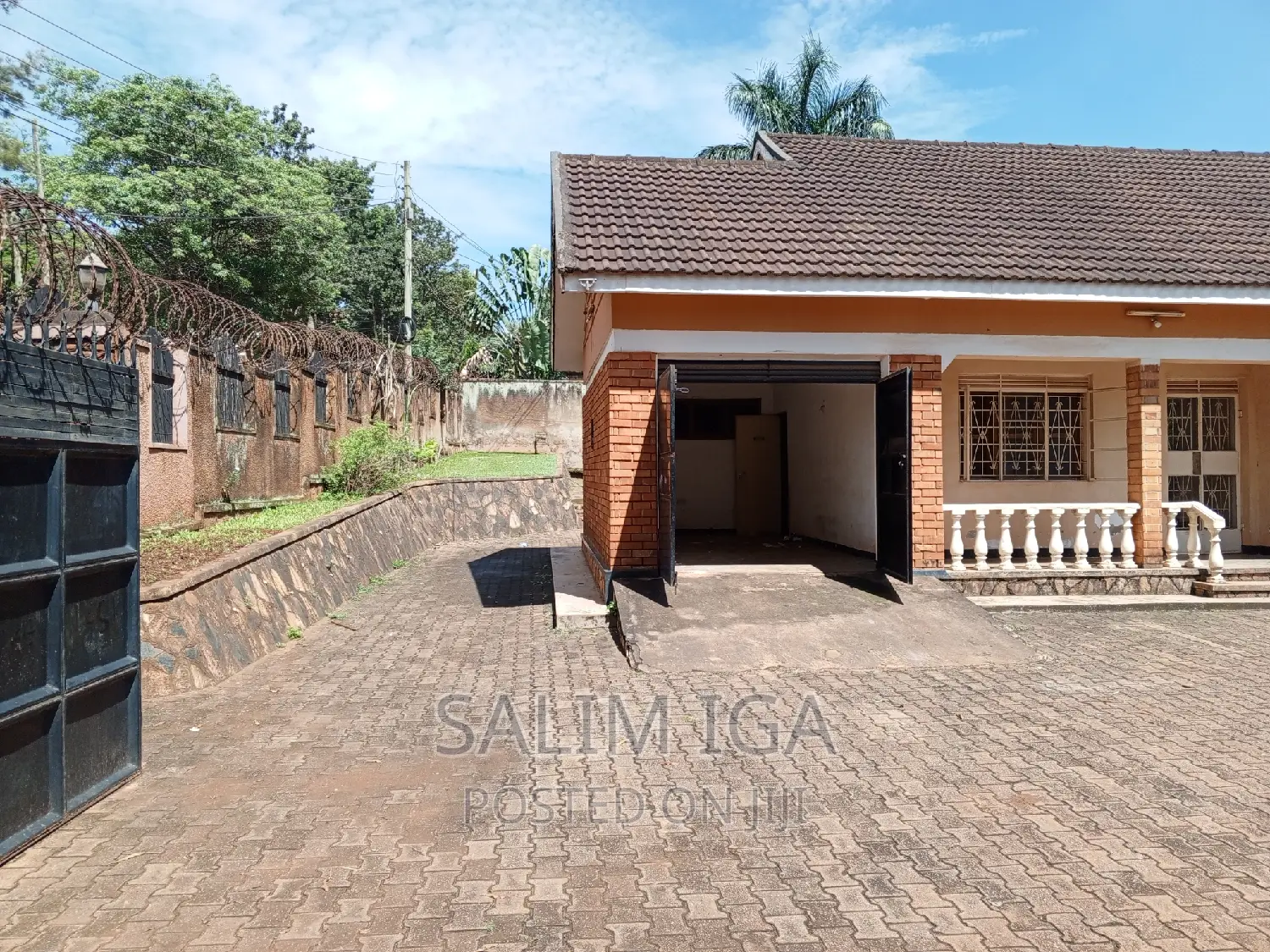 3bdrm Bungalow in Kololo Property, Central Division for rent in Central Division