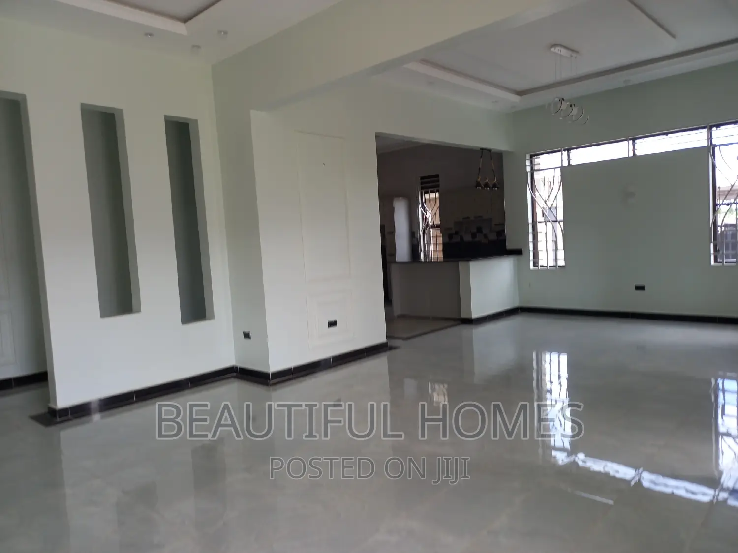 Furnished 5bdrm Bungalow in Kira Ministers, Central Division for sale in Central Division