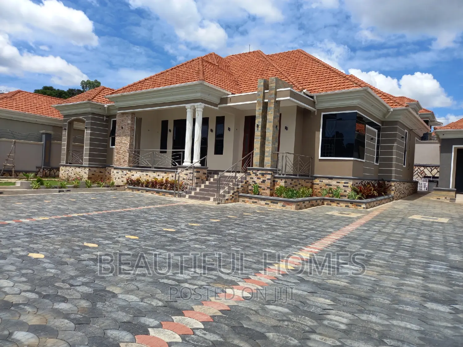 Furnished 5bdrm Mansion in Kira First Class for sale in Kira