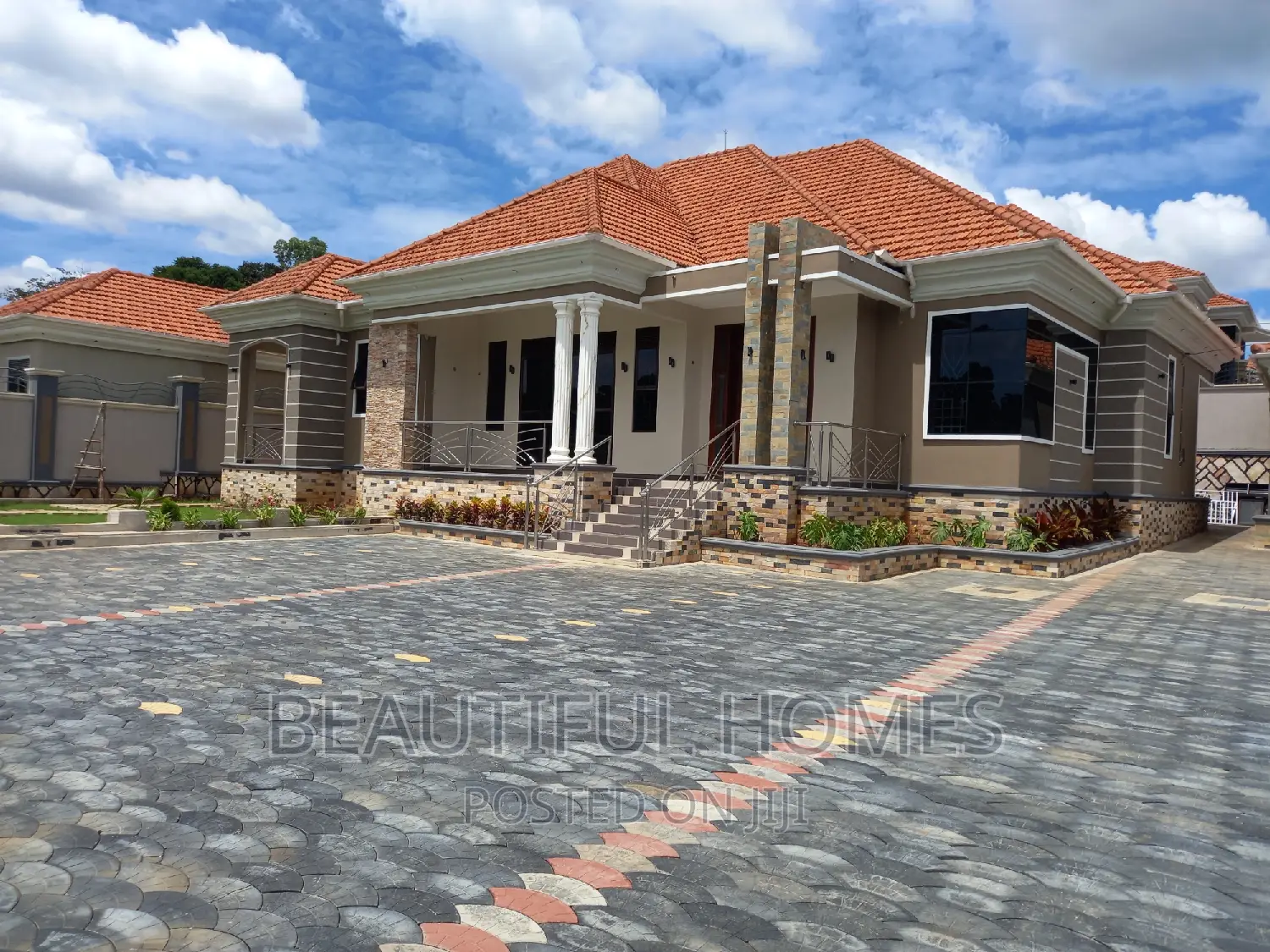 Furnished 5bdrm Mansion in Kira First Class for sale in Kira
