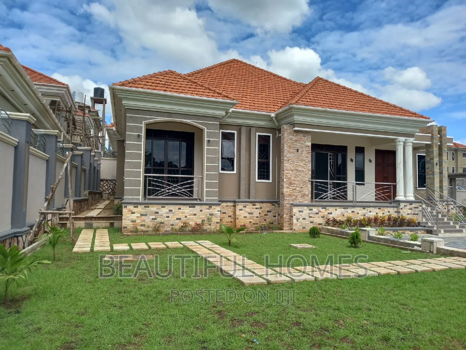 Furnished 5bdrm Mansion in Kira First Class for sale in Kira