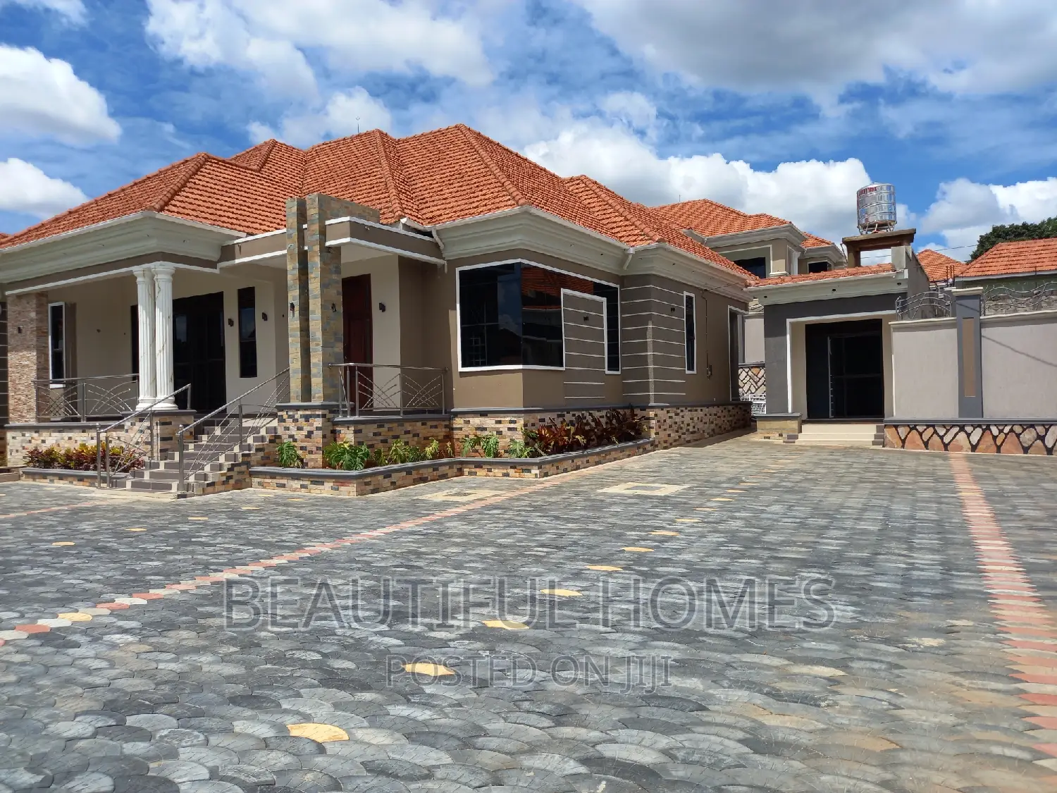 Furnished 5bdrm House in Kira for sale in Kira