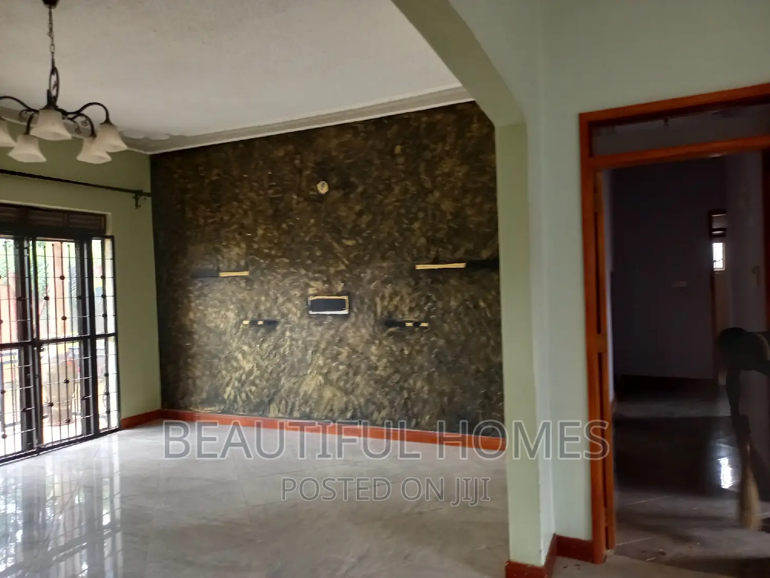 Furnished 4bdrm House in Kira for sale in Kira