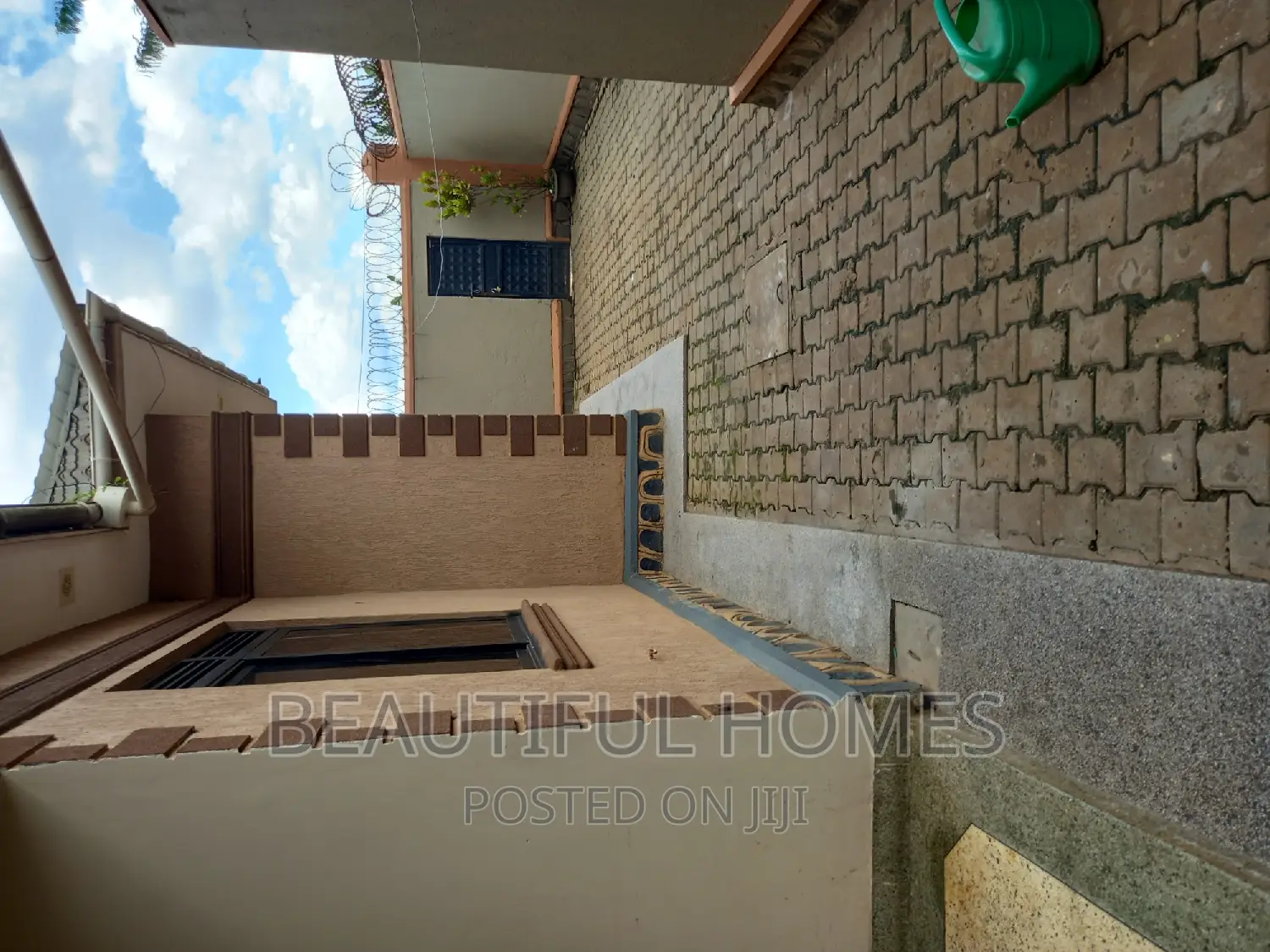 Furnished 4bdrm House in Kira for sale in Kira