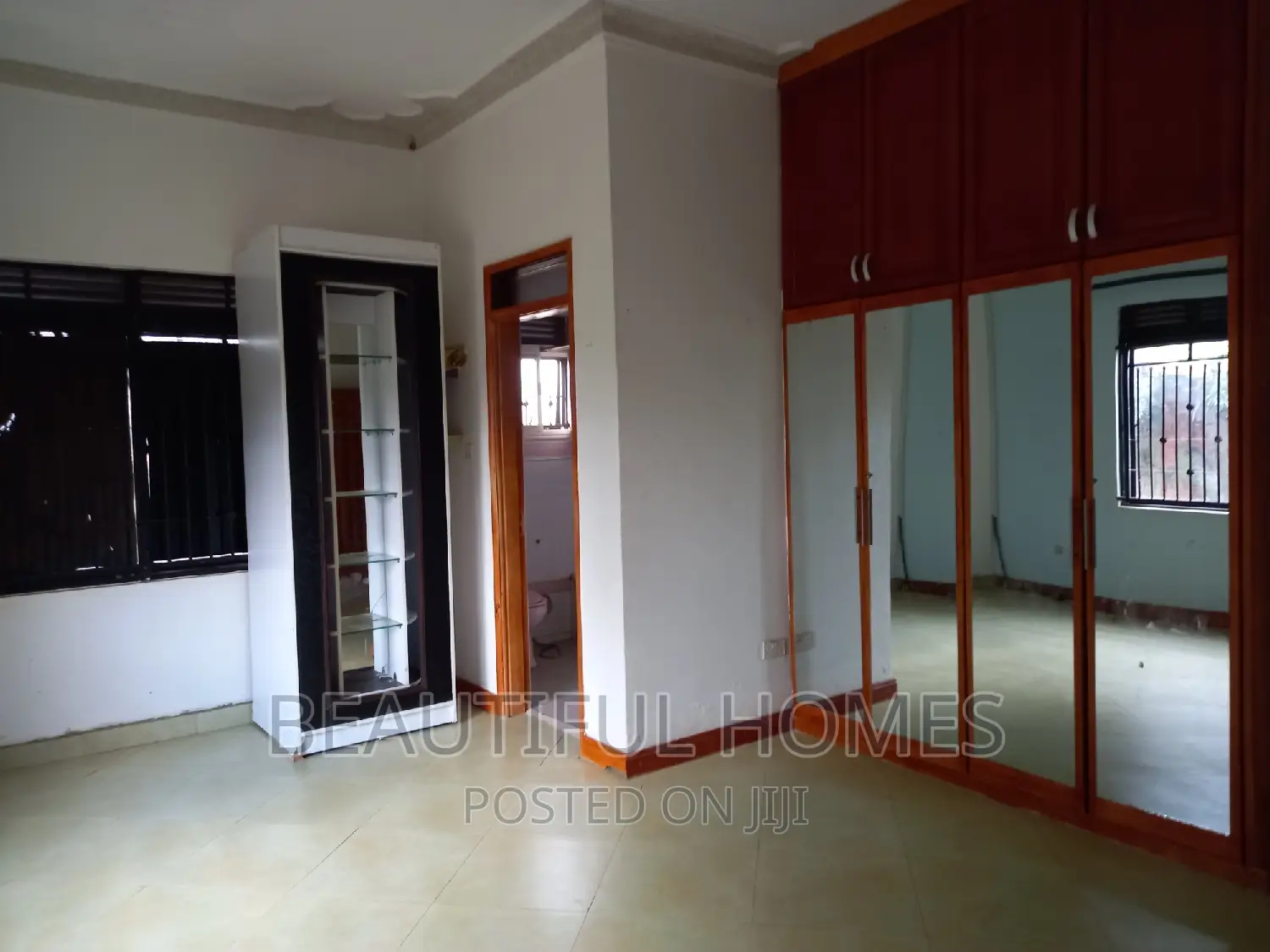 Furnished 4bdrm House in Kira for sale in Kira