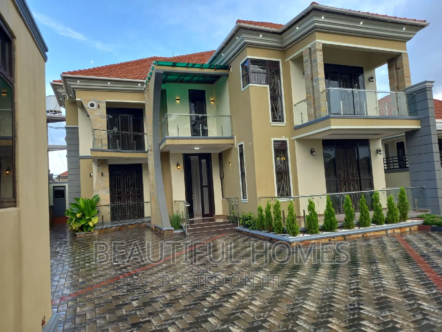 Furnished 6bdrm Duplex in Kira Mamerito Road for sale in Kira
