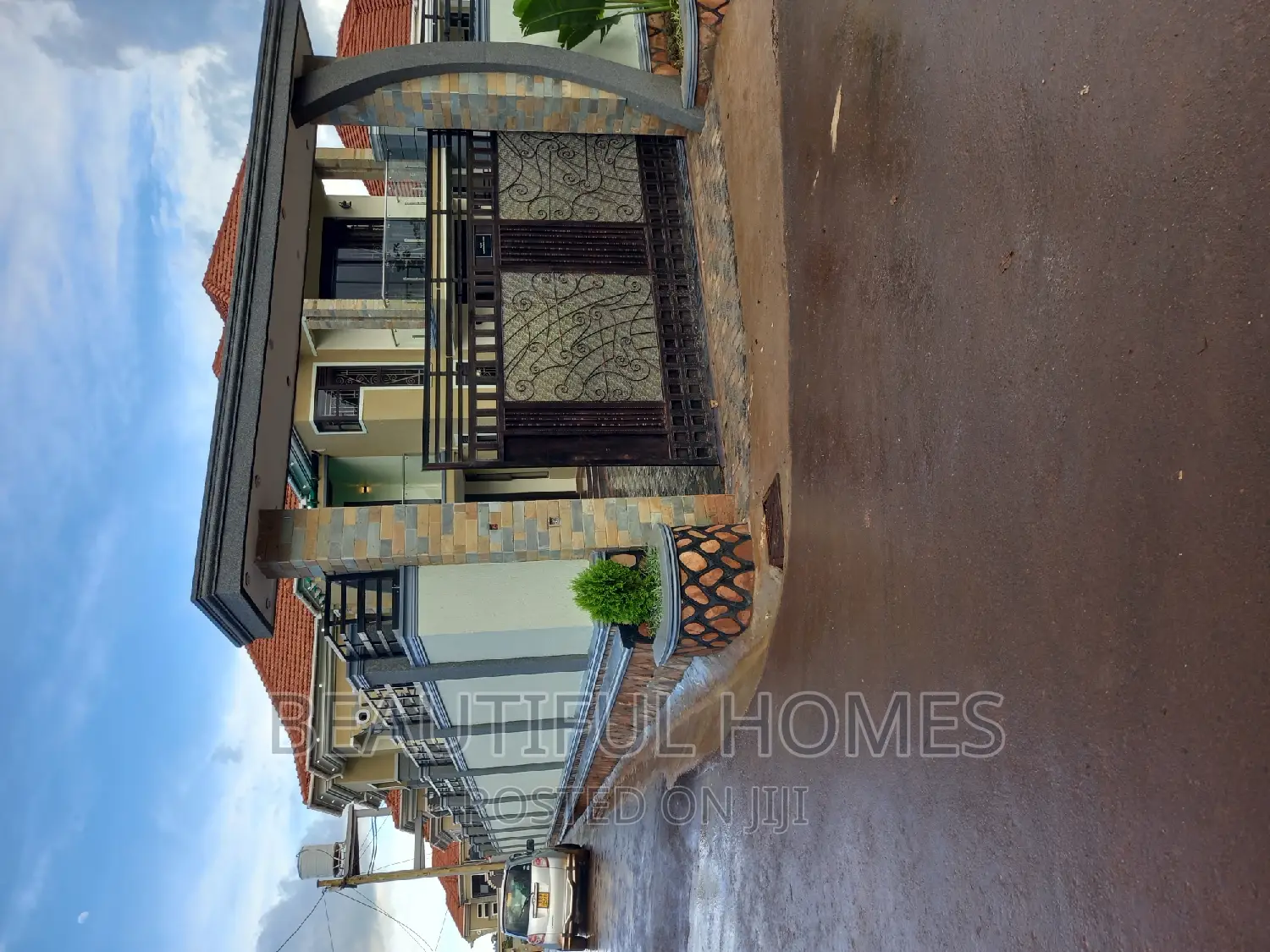Furnished 6bdrm House in Kira Ministers for sale in Kira