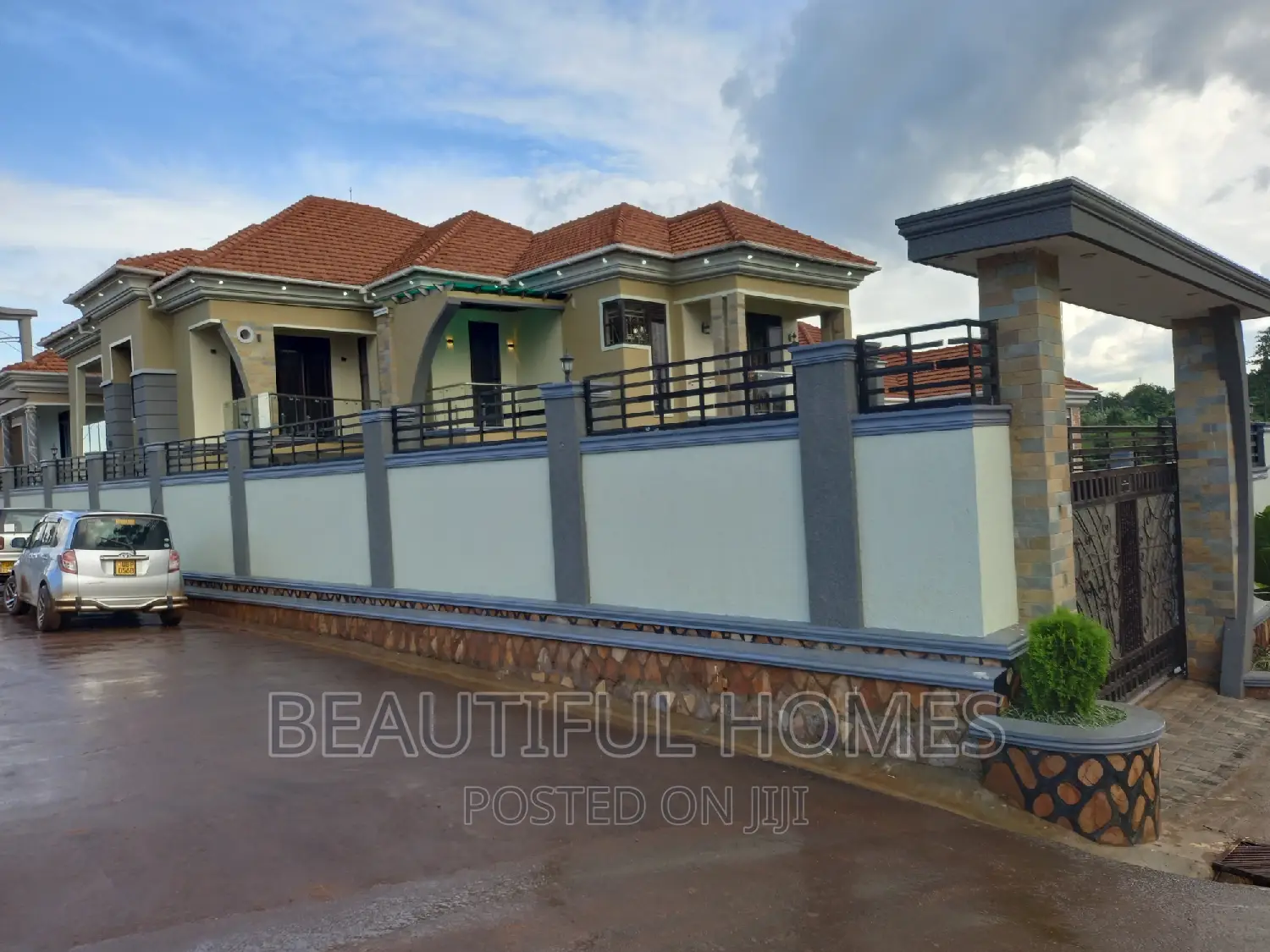 Furnished 6bdrm Mansion in Kira Five Star for sale in Kira