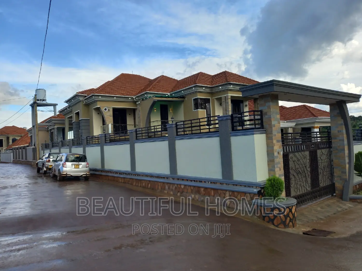 Furnished 6bdrm Mansion in Kira Five Star for sale in Kira