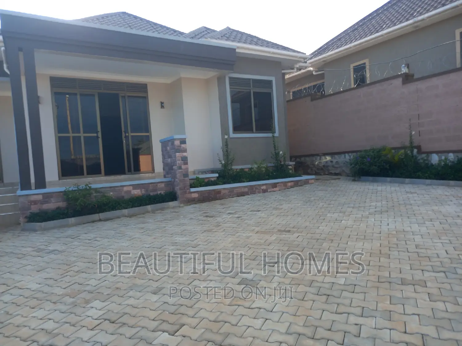 Furnished 3bdrm Bungalow in Nakwero, Kira for sale in Kira