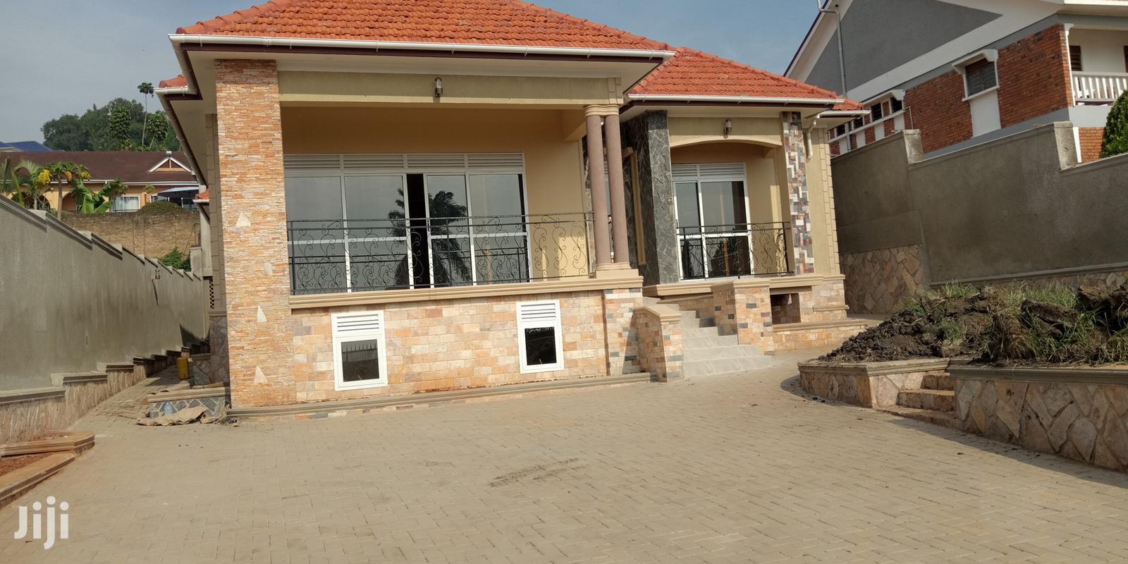 Home In Kansanga Hill For Sale in Kampala