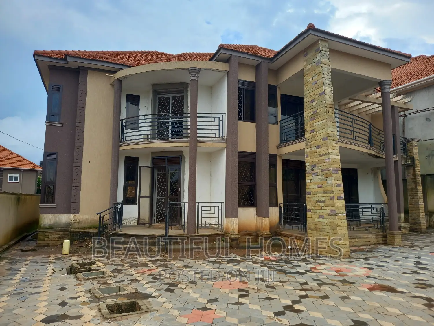 Furnished 6bdrm Mansion in Kira Town, Nakawa for sale in Nakawa
