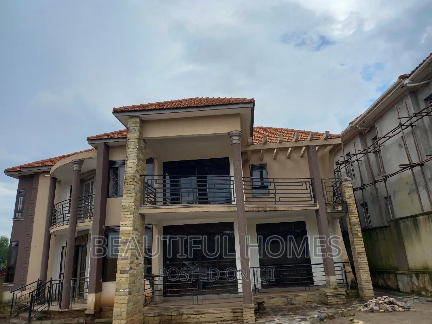 Furnished 6bdrm Duplex in Kira, Nakawa for sale in Nakawa