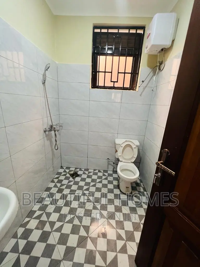 Furnished 2bdrm Block of Flats in Kyanja Wealthy, Nakawa for sale in Nakawa