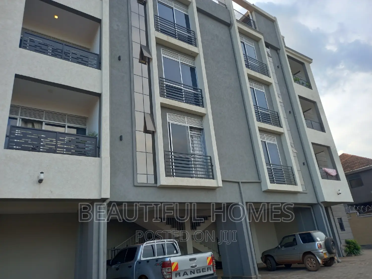 Furnished 2bdrm Apartment in Kisaasi, Nakawa for sale in Nakawa