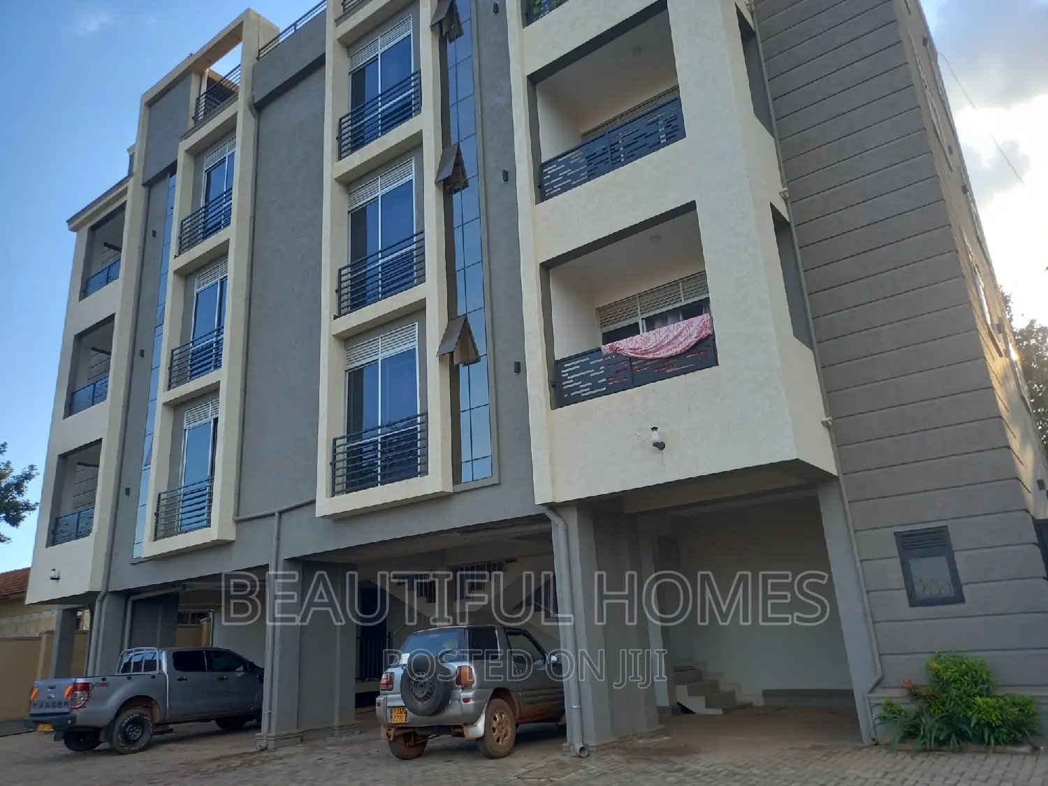 Furnished 2bdrm Apartment in Kisaasi, Nakawa for sale in Nakawa