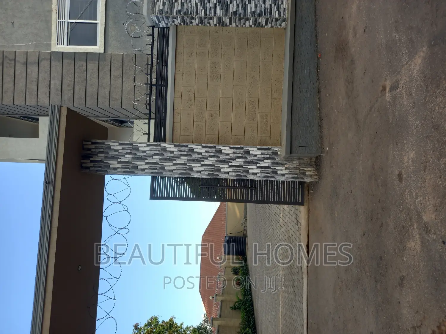 Furnished 2bdrm Apartment in Kisaasi, Nakawa for sale in Nakawa
