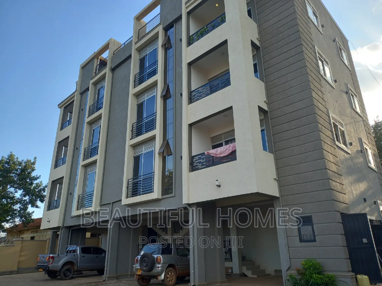 Furnished 2bdrm Block of Flats in Kisaasi, Nakawa for sale in Nakawa